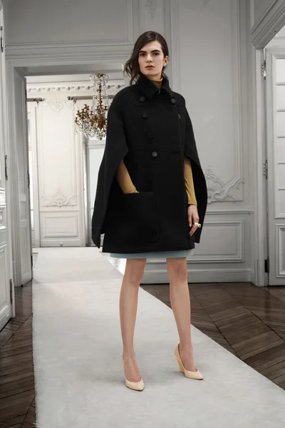 Look 14